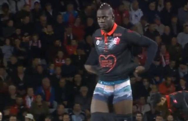 成都蓉城：中超外战的绝对标兵，细节与精神的完美结合（成都蓉城：中超外战标杆，细节打磨与精神气质相辅相成）