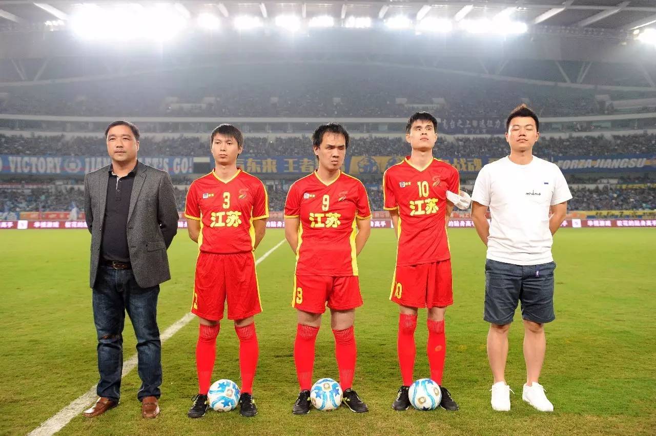 贝尔奇切：在巴黎过得很美好，非常激动看到马金举起欧冠奖杯（贝尔奇切：巴黎岁月美好，见马金捧起欧冠奖杯倍感激动）