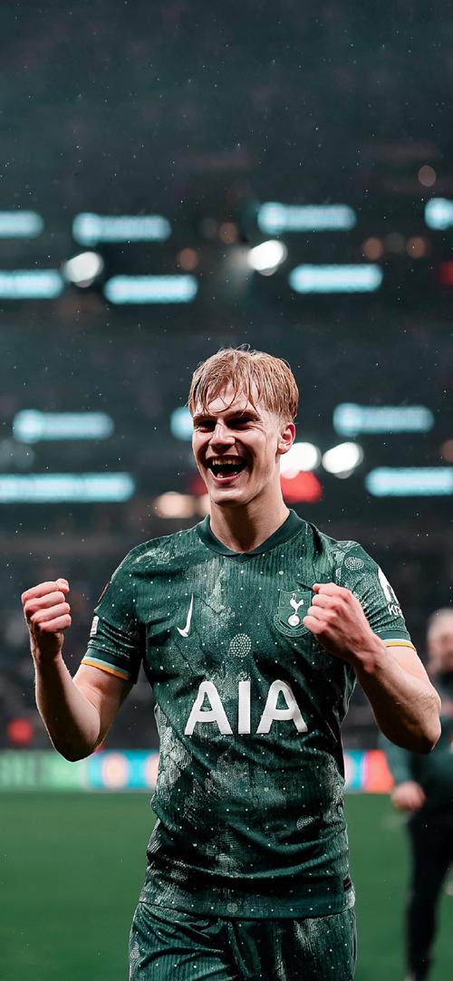 篮球湖人球员连续三场得分上双