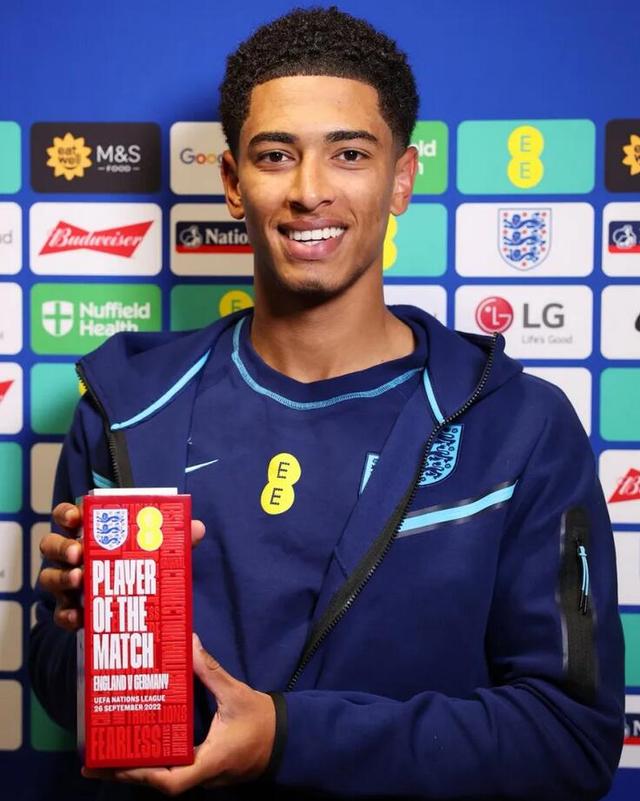 世体：布鲁日主场可容纳近30000人，巴萨将有1300名球迷助威