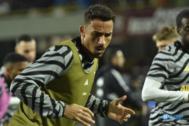 帕拉迪诺：上场联赛表现太差，踢切尔西我们必须重新证明自己