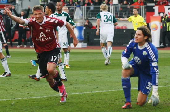 环足奖年度最佳女足球员候选：邦马蒂、普特利亚斯、凯莉在列