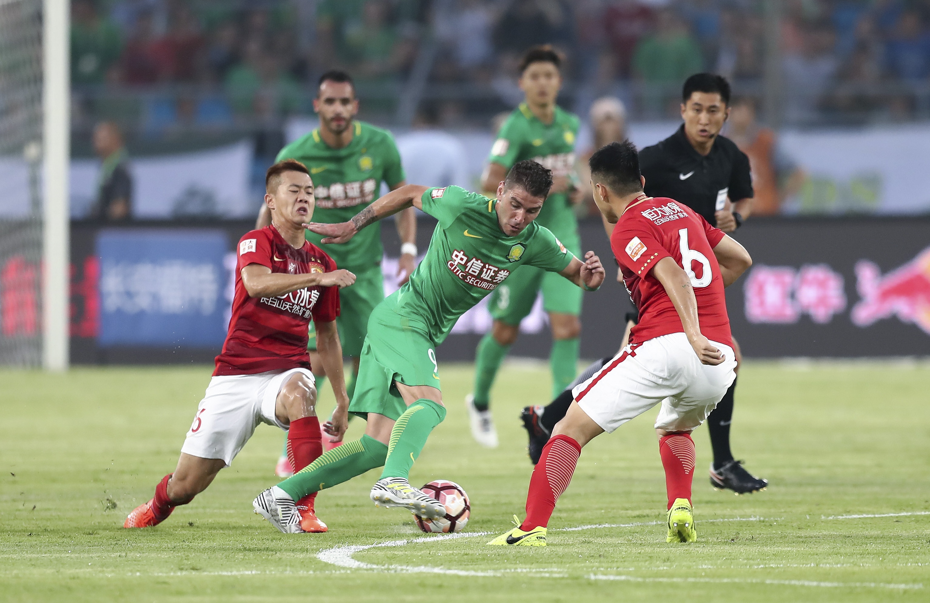 2025年球衣销量：亚马尔力压梅罗排第一；皇萨塔俱乐部前三